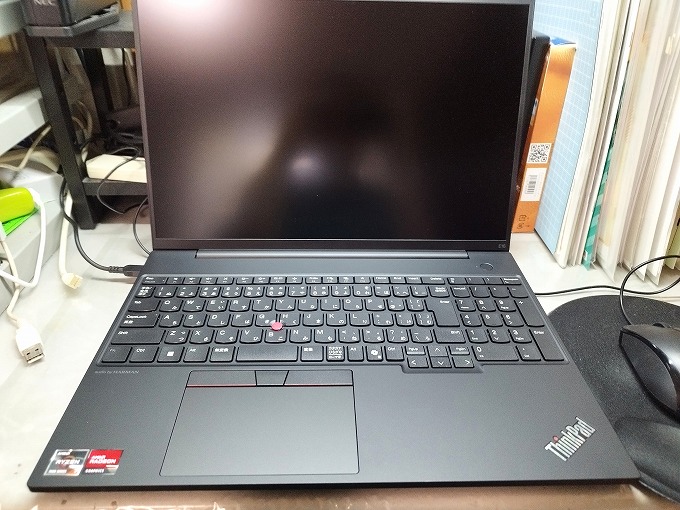 Thinkpad 16インチノートパソコン